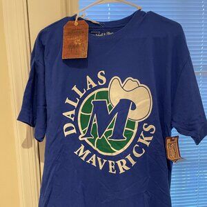 Dallas Mavericks Shirt--Mitchell & Ness--Large--NWT
